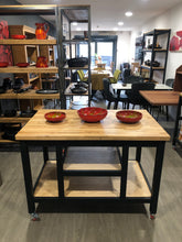 Load image into Gallery viewer, Castori small kitchen island