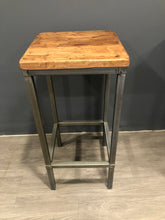 Load image into Gallery viewer, Castori industrial stool
