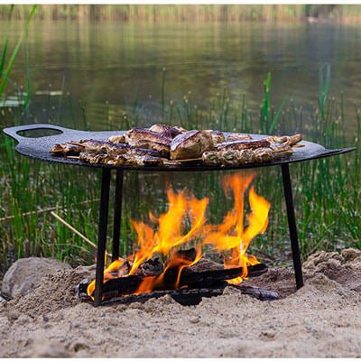 http://creativeoutdoorliving.co.uk/cdn/shop/products/petromax-griddle-and-firebowl-fs38-405009_1200x1200.jpg?v=1661281043