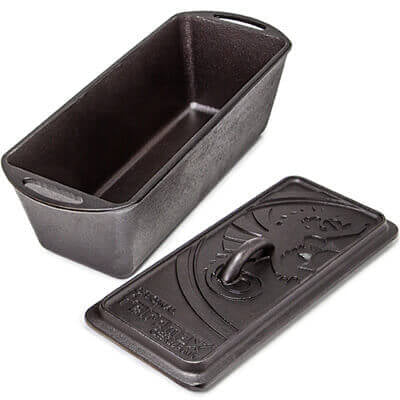 https://creativeoutdoorliving.co.uk/cdn/shop/products/petromax-loaf-pan-with-lid-k4-816221.jpg?v=1661281042
